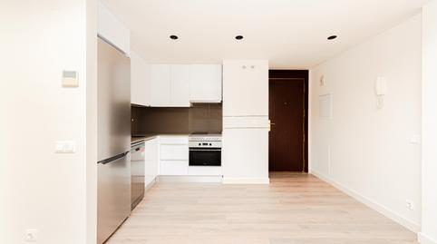 Foto 4 de Piso de alquiler en Vicente Morales, 3, Conde Orgaz - Piovera,  Madrid Capital