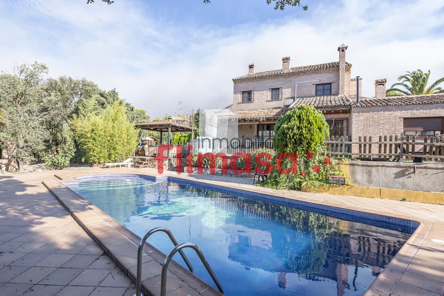 Vista exterior de Casa o chalet en venta en Villaviciosa de Odón con Aire acondicionado, Calefacción y Jardín privado