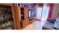 Living room of Flat for sale in Santa Coloma de Gramenet  with Air Conditioner, Heating and Balcony