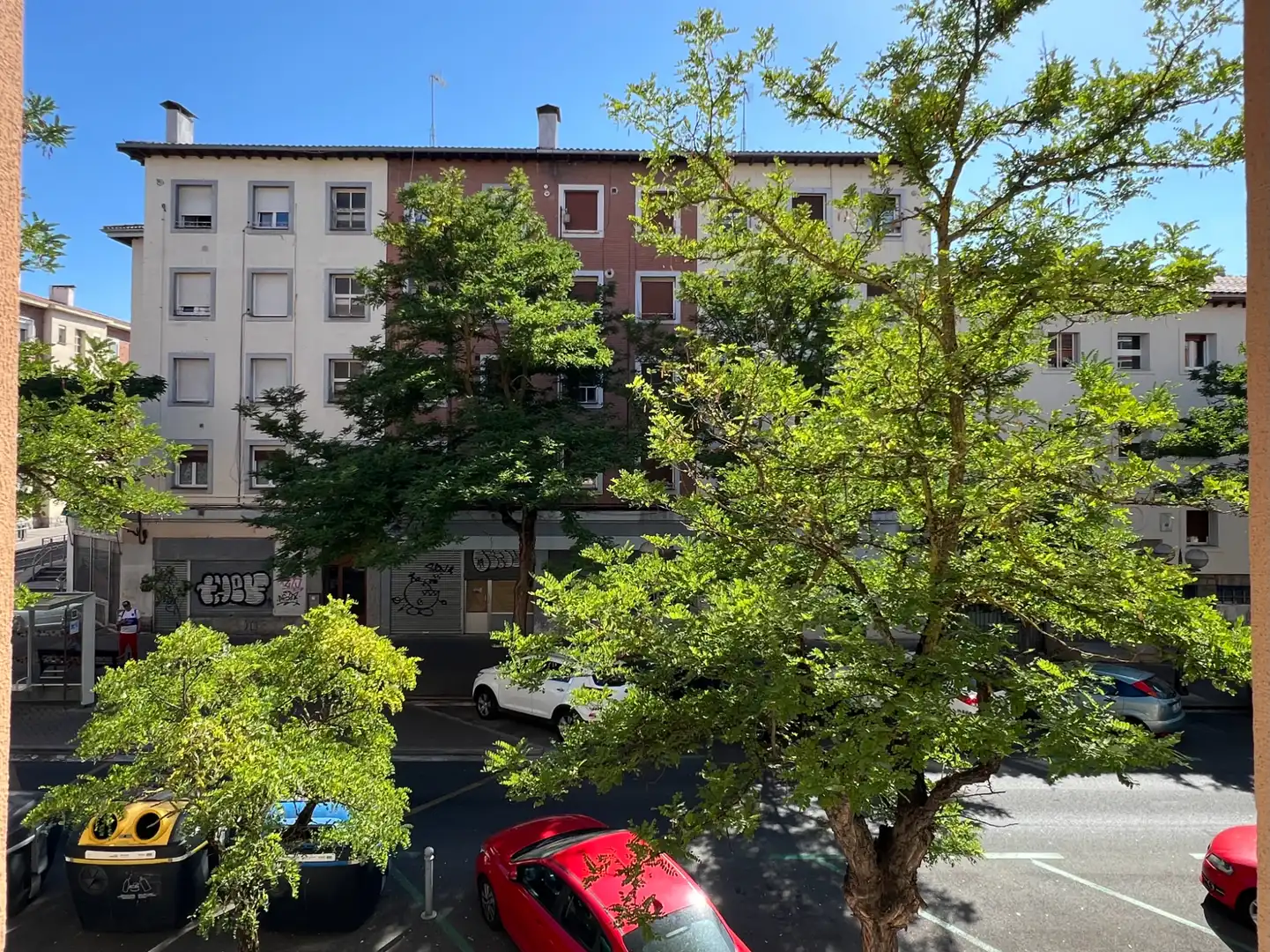 Außenansicht von Wohnung zum Verkauf in Vitoria - Gasteiz mit Heizung, Parkett und Terrasse