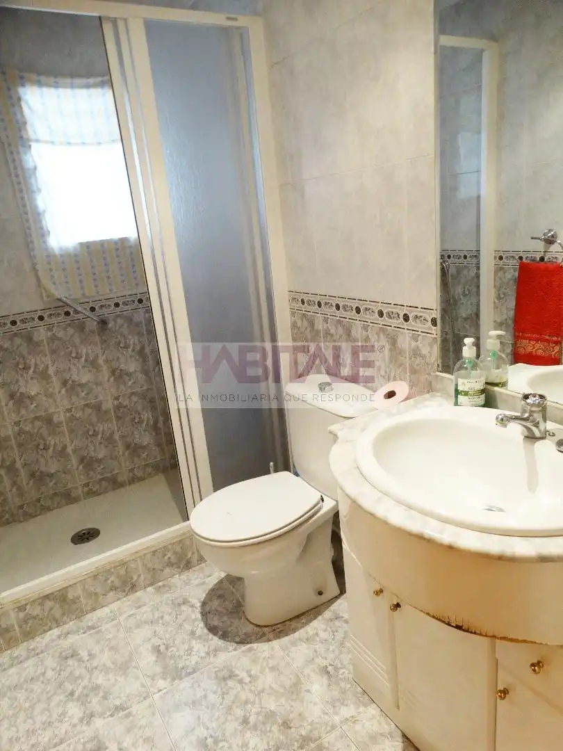 Baño de Piso en venta en Xàtiva con Amueblado