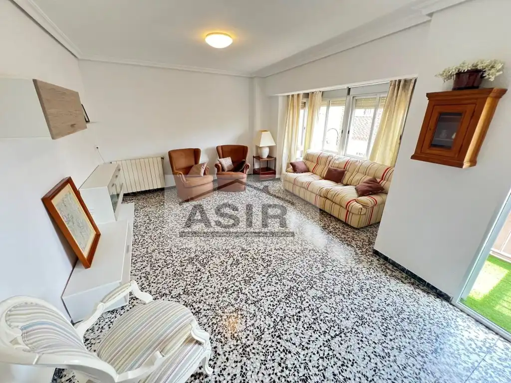 Flat for rent in Calle Doctor Ferran, Albuixarres