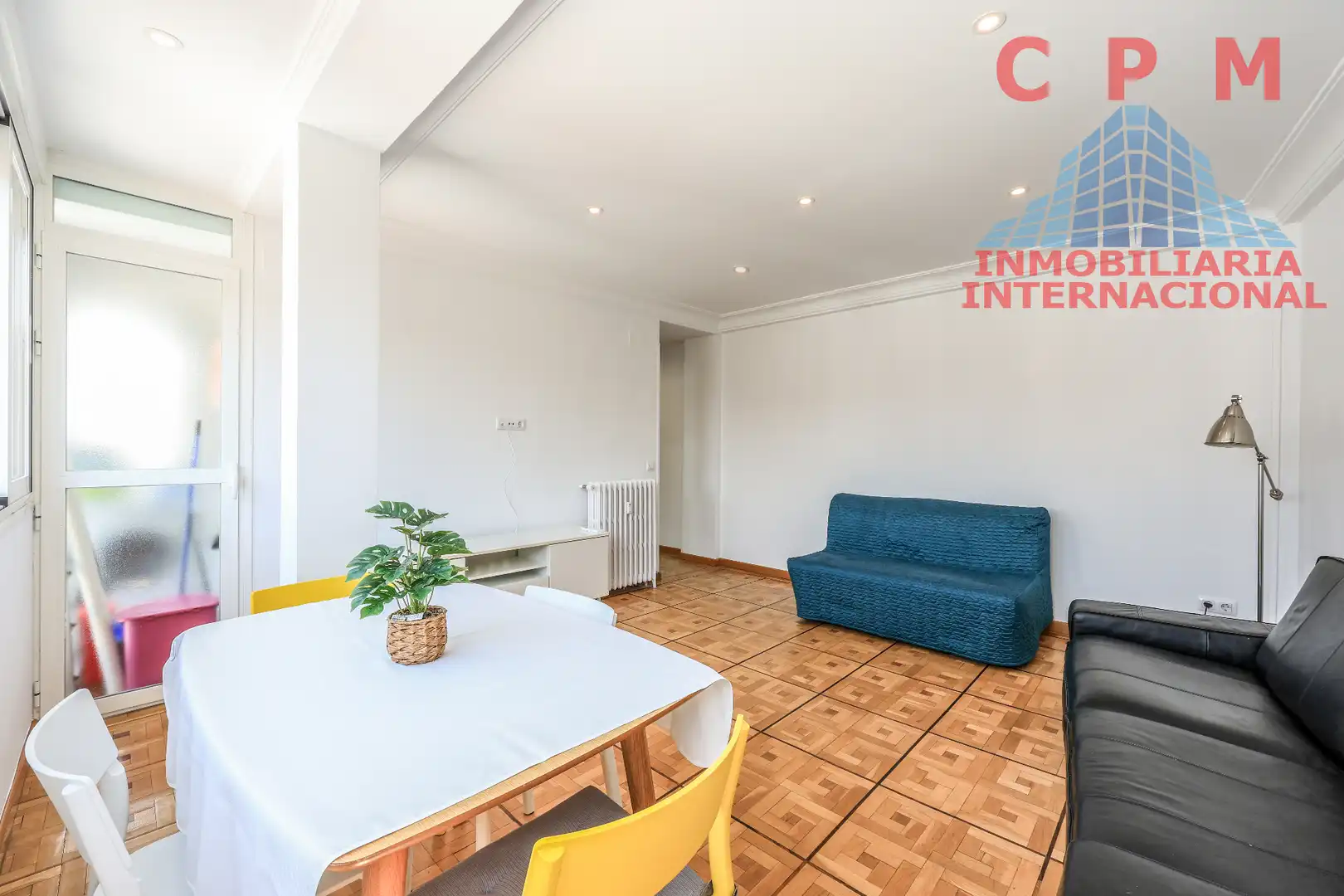 Sala d'estar de Pis de lloguer en Madrid amb Aire condicionat, Calefacció i Parquet