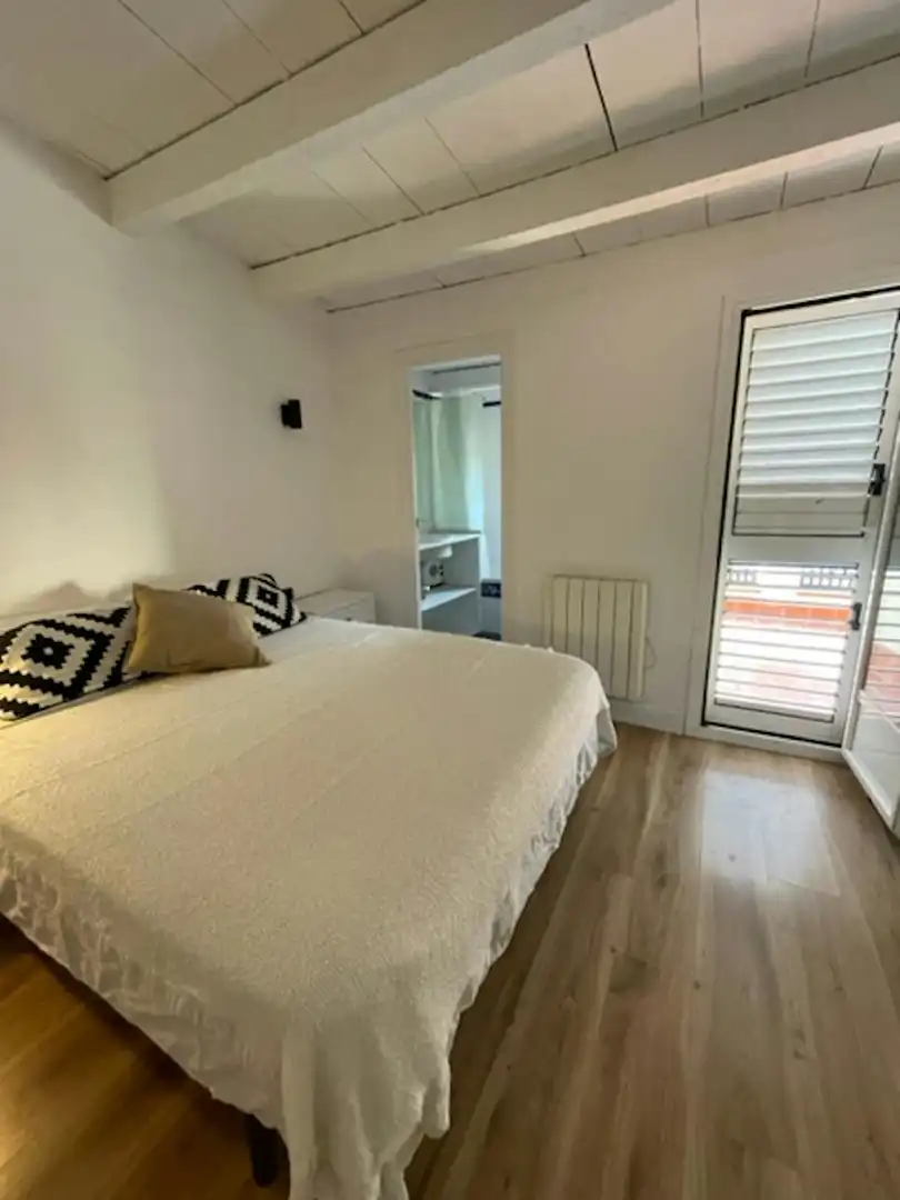 Bedroom of Flat for rent in Barcelona  with Air Conditioner, Heating and Private garden