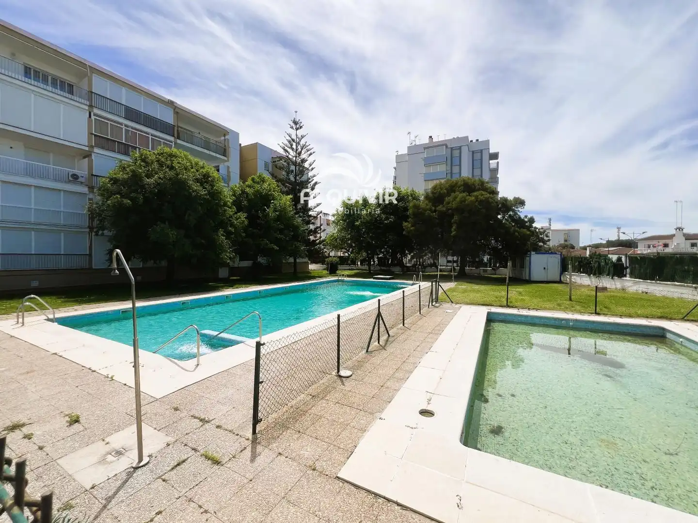 Piscina de Piso en venta en Almonte con Terraza, Piscina y Amueblado