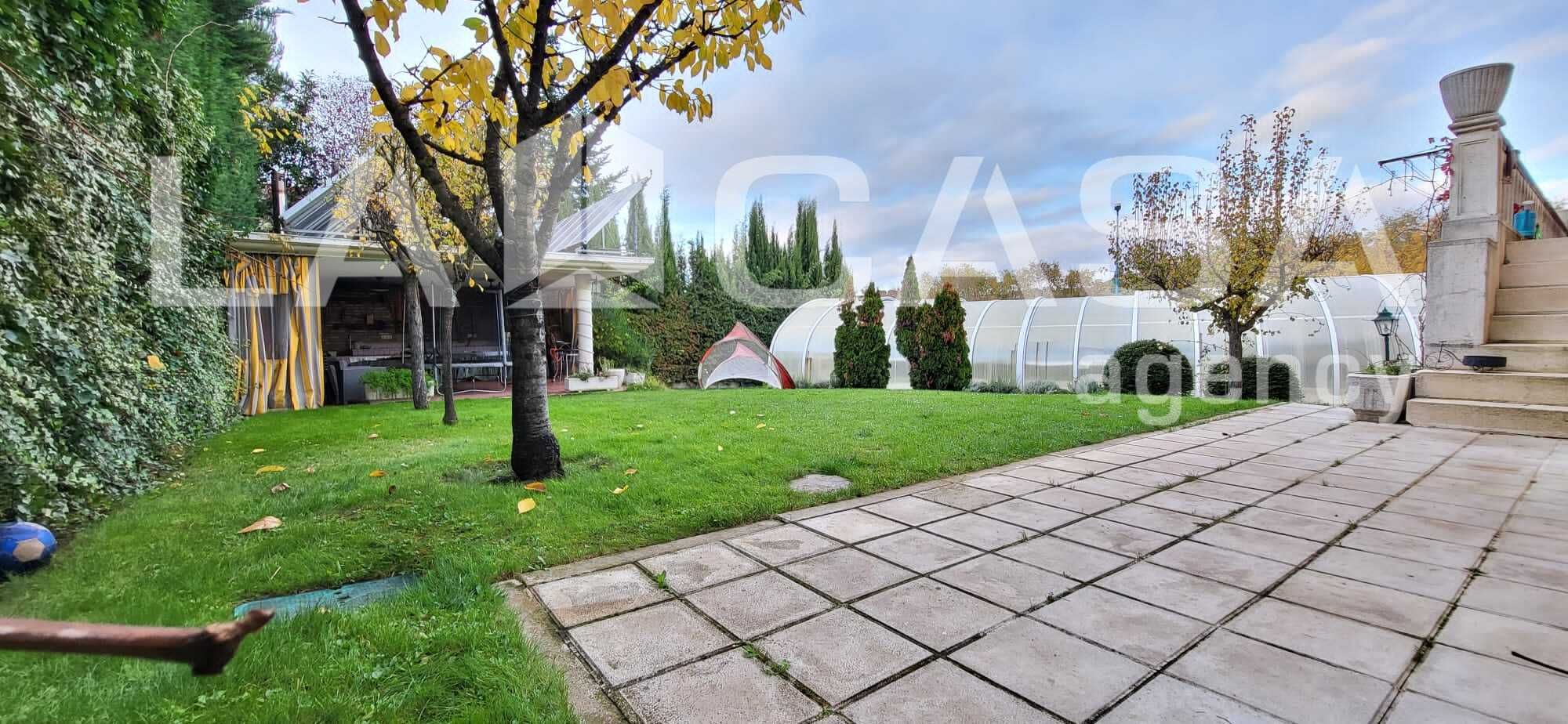 Jardí de Casa o xalet en venda en Valladolid Capital amb Calefacció i Piscina