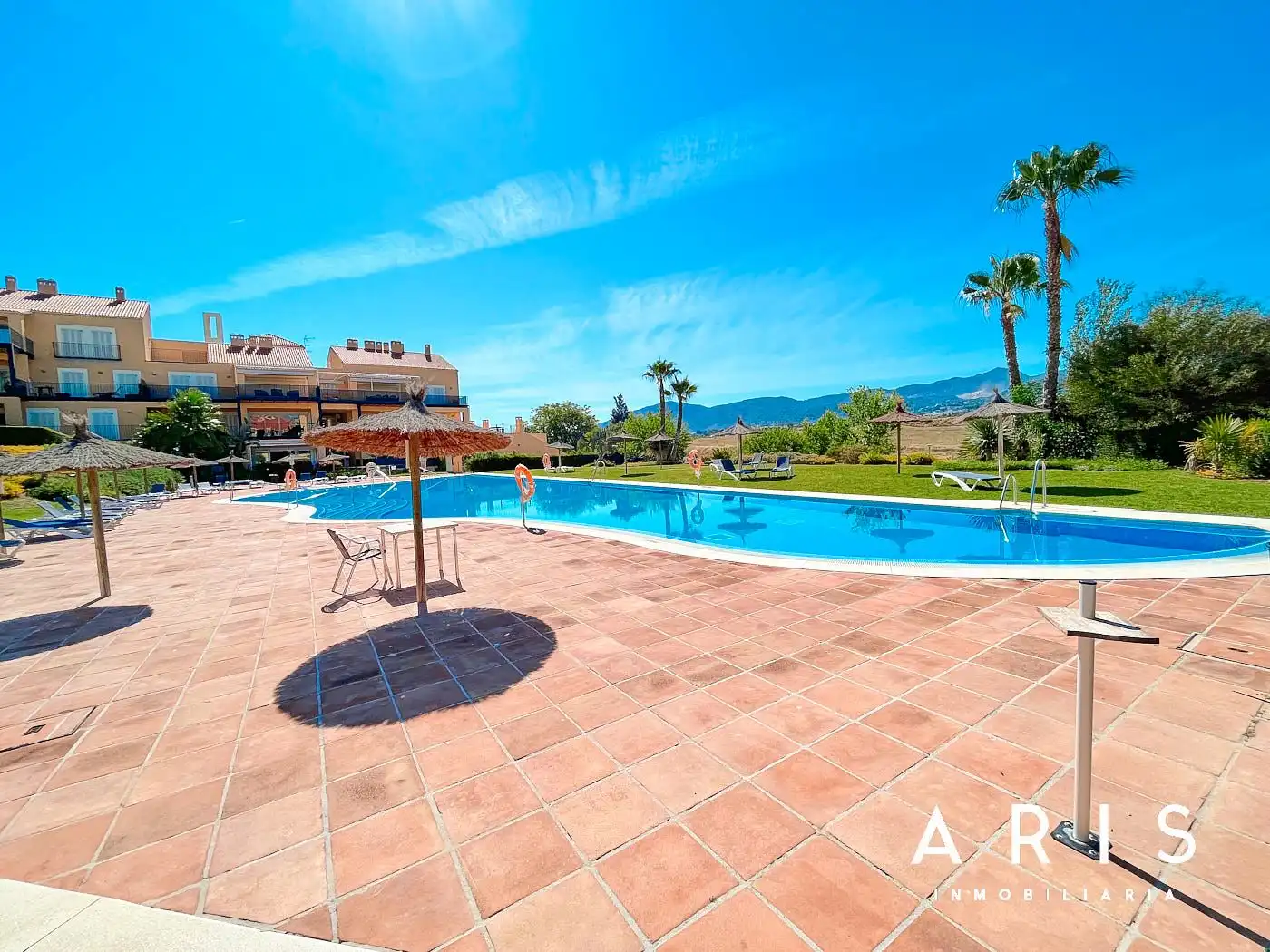 Schwimmbecken von Wohnung zur Miete in Alquería - Torrealquería