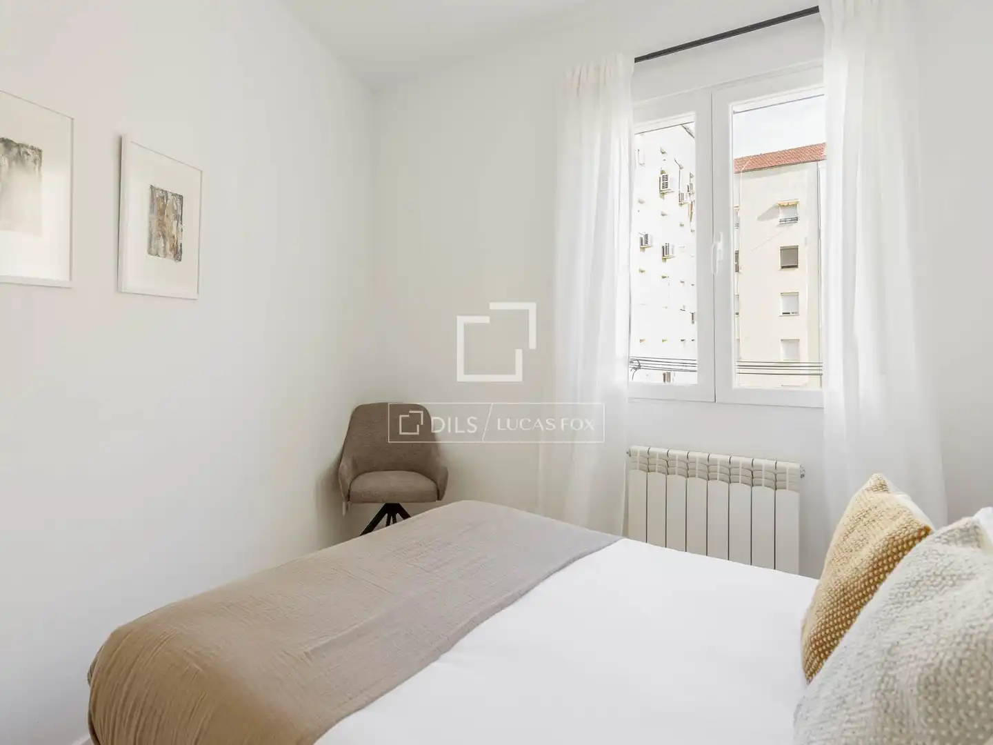 Dormitori de Pis de lloguer en Madrid amb Aire condicionat, Calefacció i Parquet