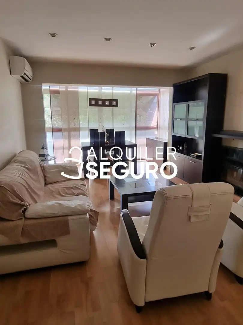 Wohnzimmer von Wohnung zur Miete in Madrid mit Klimaanlage, Heizung und Möbliert