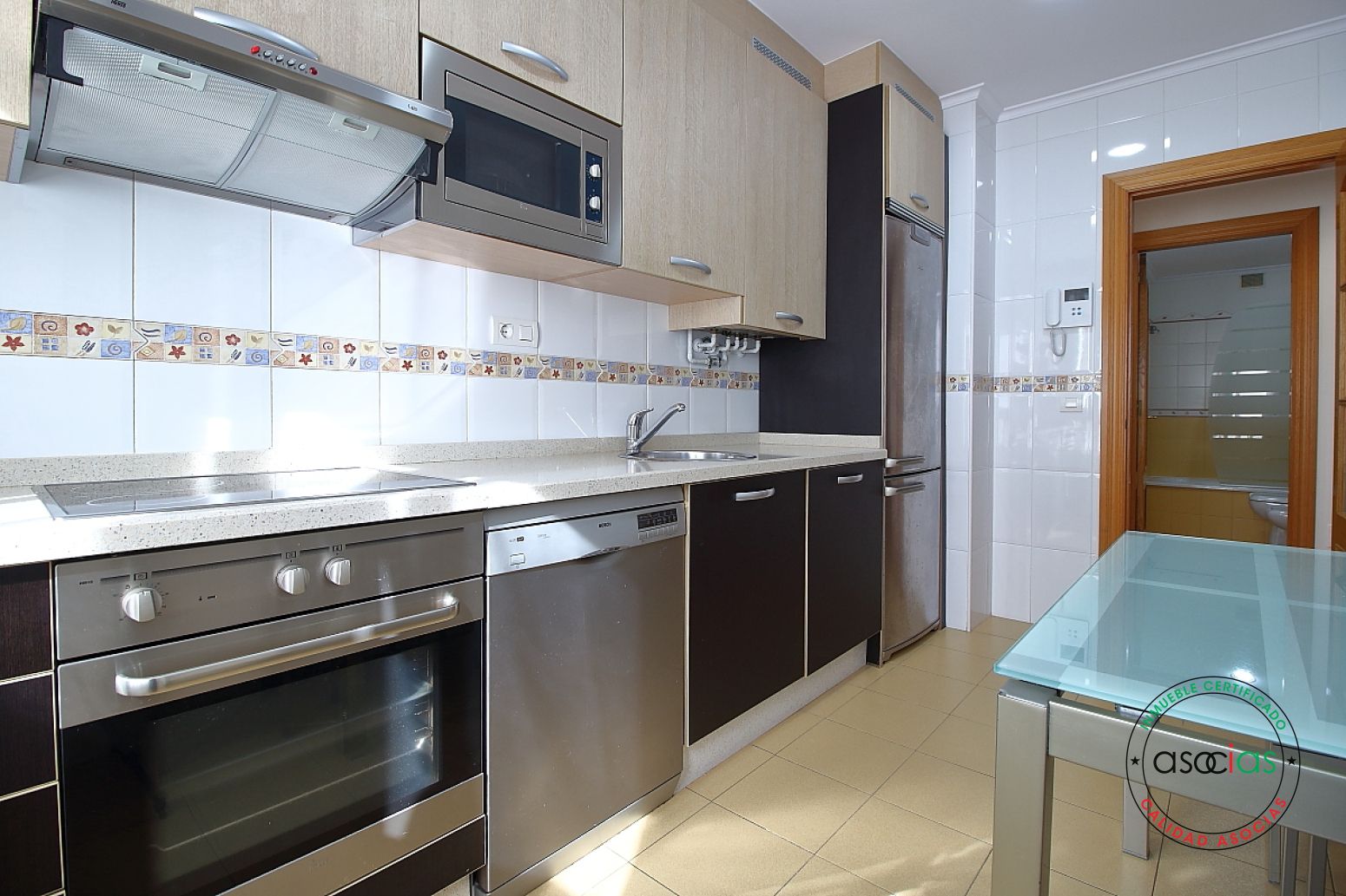 Küche von Wohnung zum Verkauf in Gijón  mit Heizung, Parkett und Abstellraum