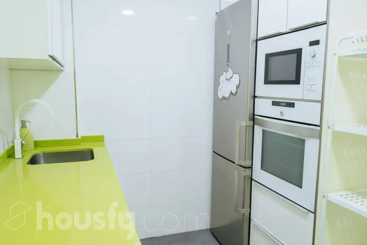 Wohnung zur Miete in Calle de Salas Barbadillo, Pueblo Nuevo
