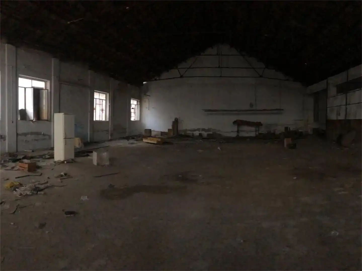 Fabrikhallen zum Verkauf in Carcaixent, Valencia