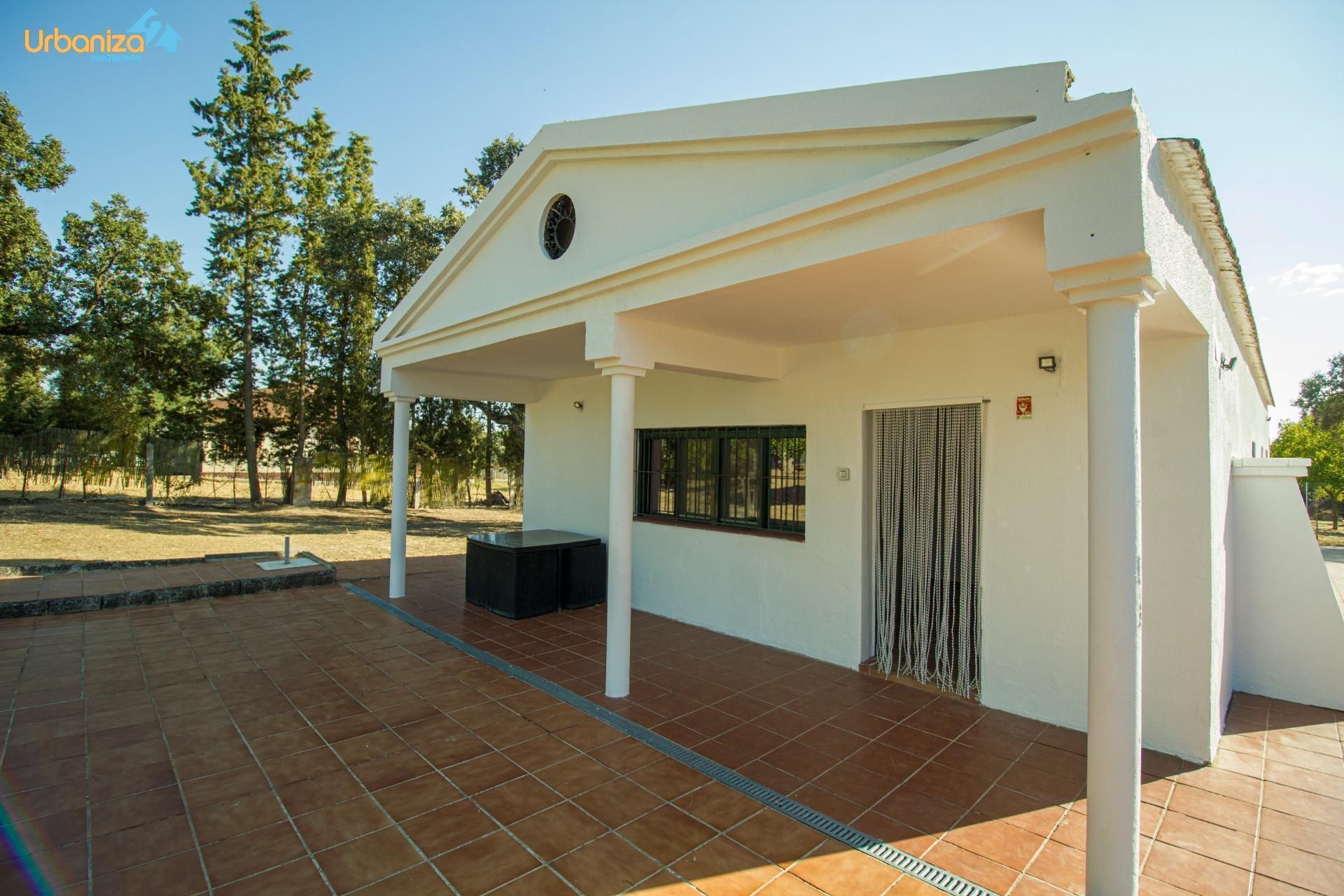 Terrassa de Casa o xalet en venda en Badajoz Capital amb Calefacció, Jardí privat i Terrassa