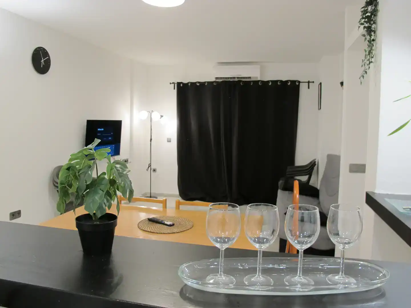 Wohnzimmer von Wohnung zur Miete in Sant Josep de sa Talaia mit Klimaanlage, Möbliert und Balkon