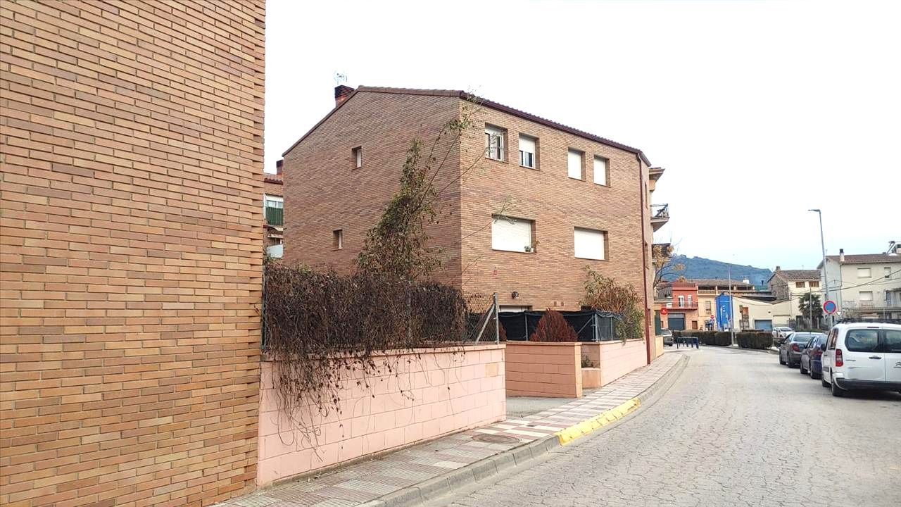 Exterior view of Garage for sale in Anglès