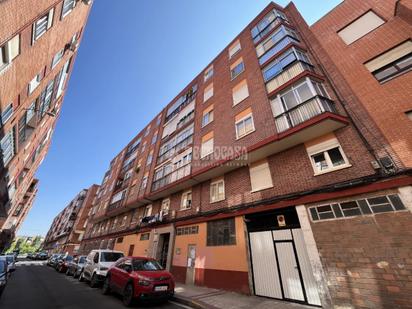 Vista exterior de Pis en venda en Valladolid Capital amb Balcó