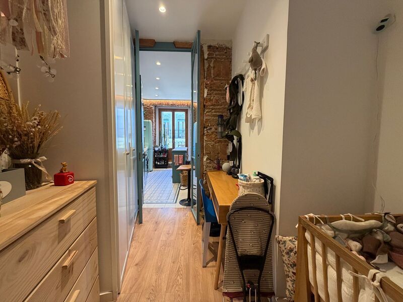 Flat for sale in  Madrid Capital  with Air Conditioner, Heating and Storage room