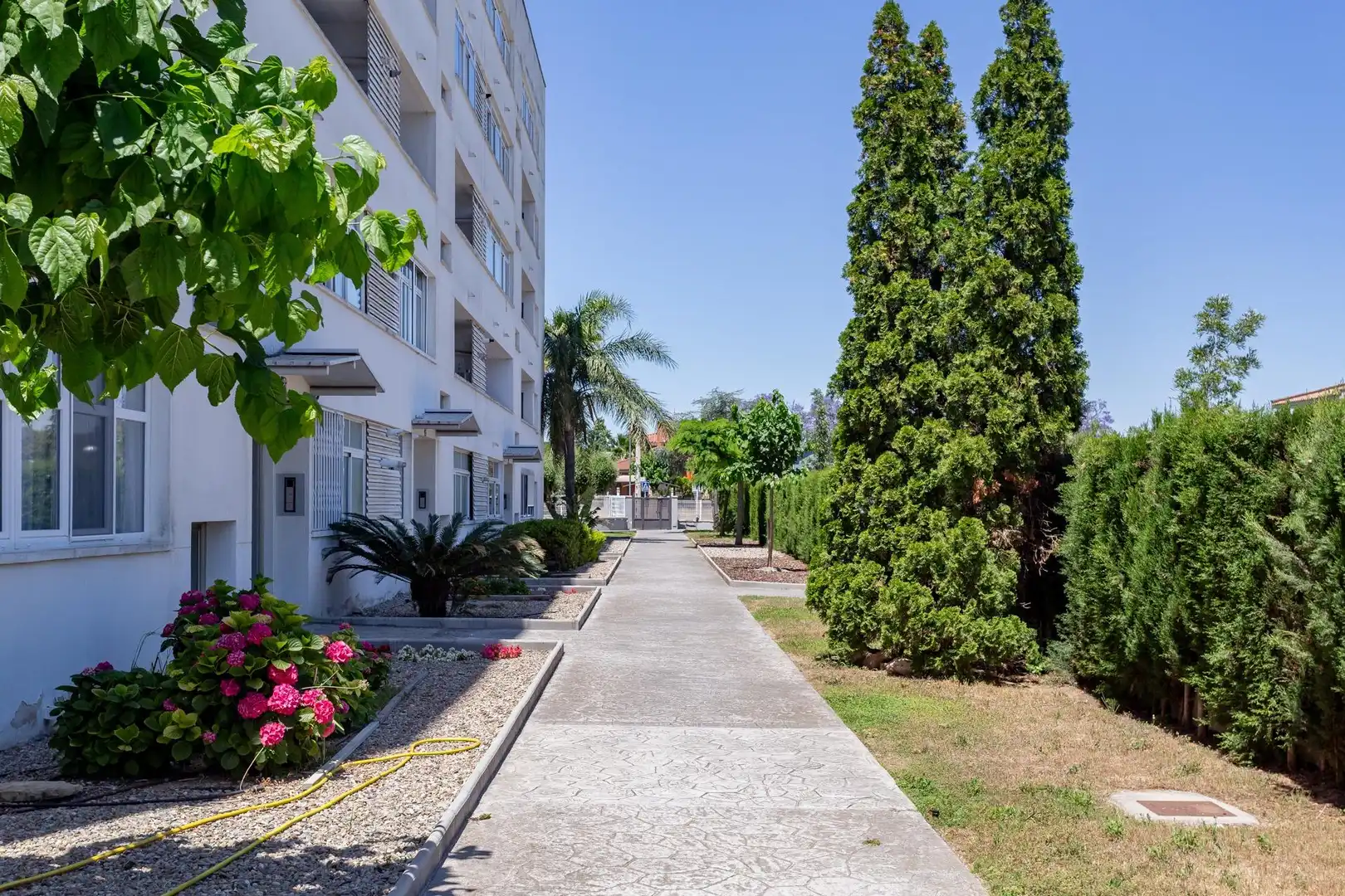 Vista exterior de Àtic en venda en Salou amb Aire condicionat, Calefacció i Jardí privat