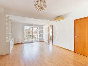 Wohnung mit Balkon zum Verkauf in Carrer de Balmes