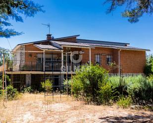 Exterior view of House or chalet for sale in Villalbilla  with Heating, Private garden and Swimming Pool