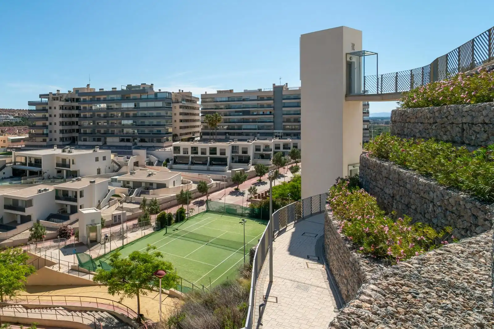 Terrassa de Planta baixa en venda en Elche / Elx amb Aire condicionat, Calefacció i Jardí privat