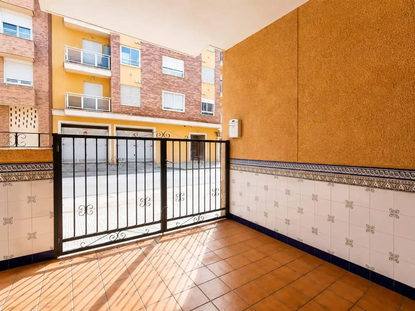 Vista exterior de Casa o chalet en venta en Carcaixent con Aire acondicionado, Trastero y Amueblado