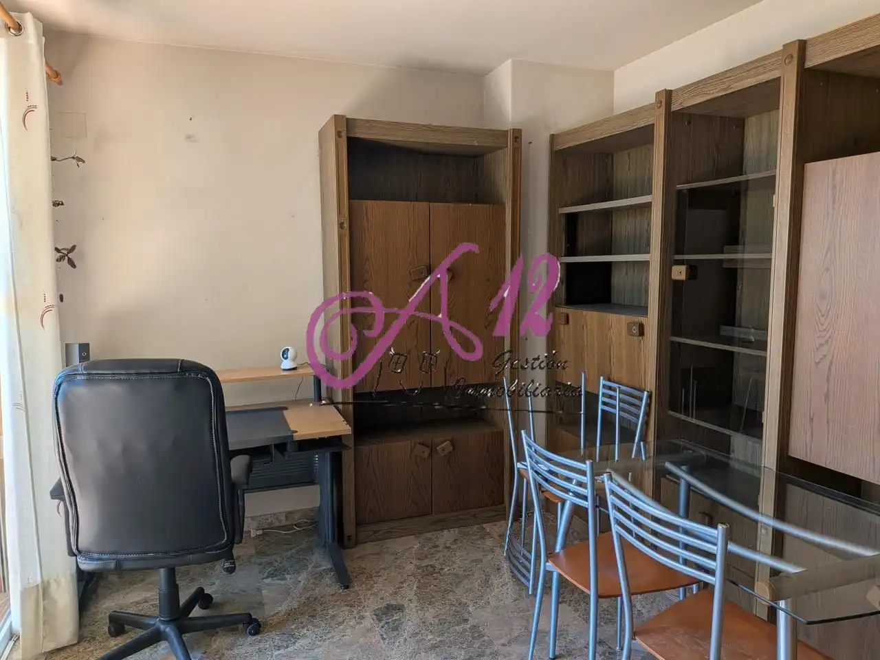 Flat for sale in Valencia  with Air Conditioner, Terrace and Community pool