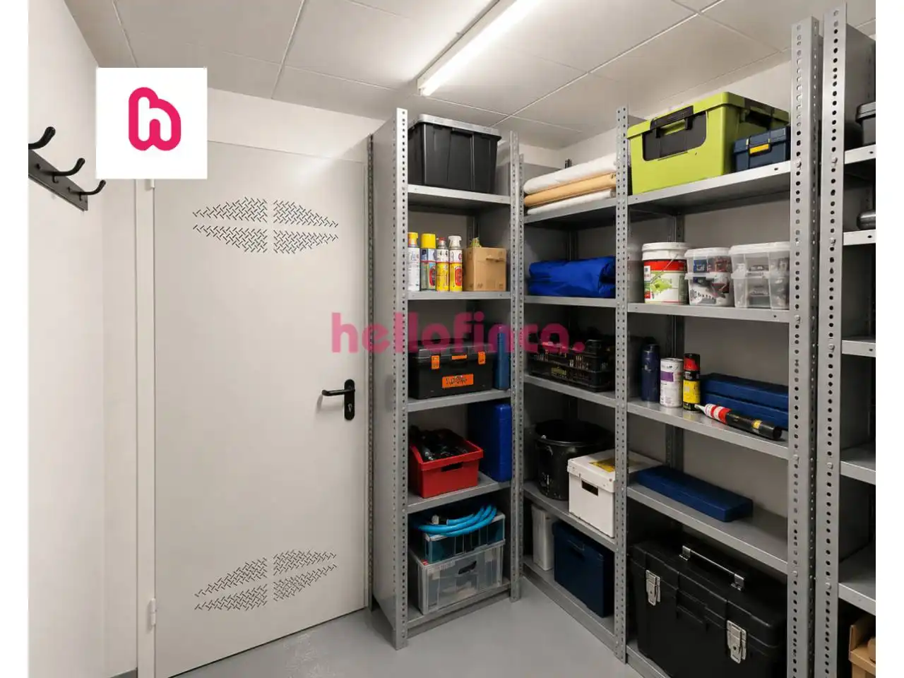 Piso en venta en Terrassa con Trastero y Alarma