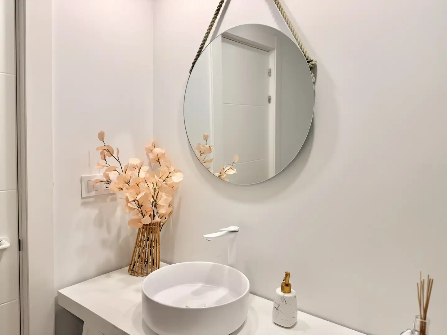 Baño de Dúplex en venta en Empuriabrava con Calefacción, Terraza y Horno
