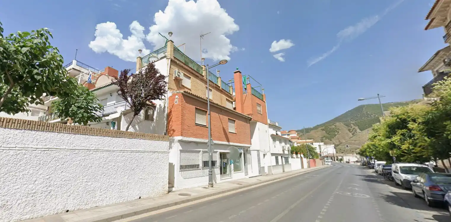 Vista exterior de Casa o xalet en venda en Cenes de la Vega