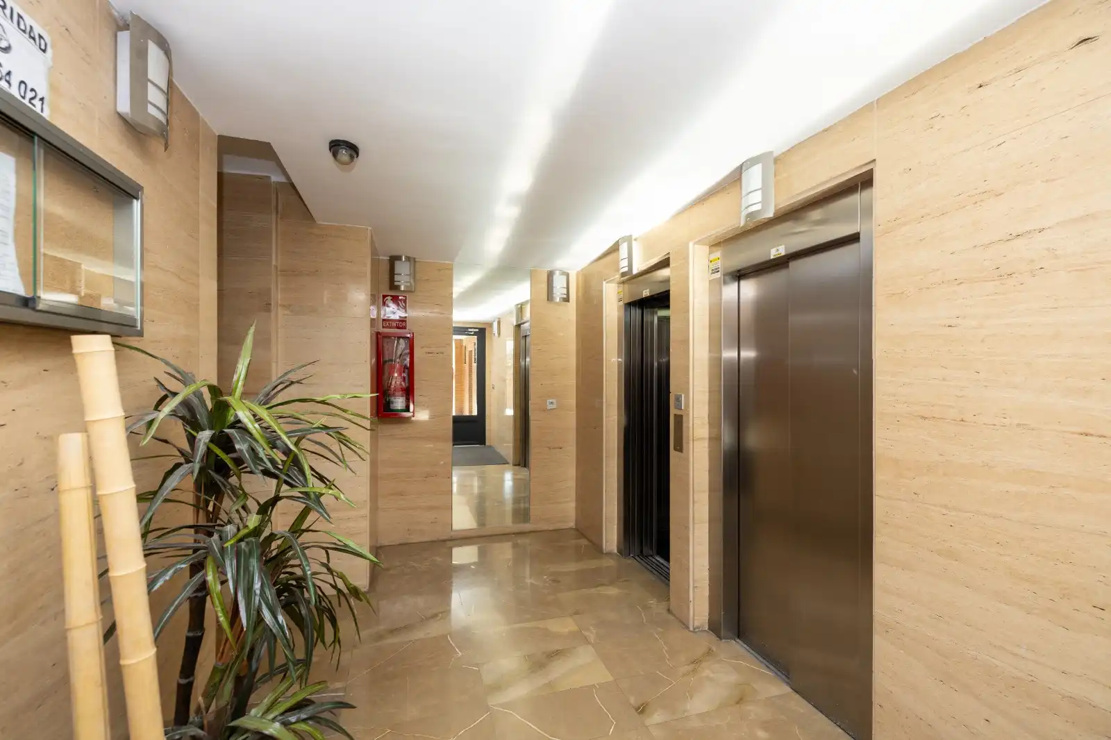 Ático en venta en Granada con Aire acondicionado, Calefacción y Terraza
