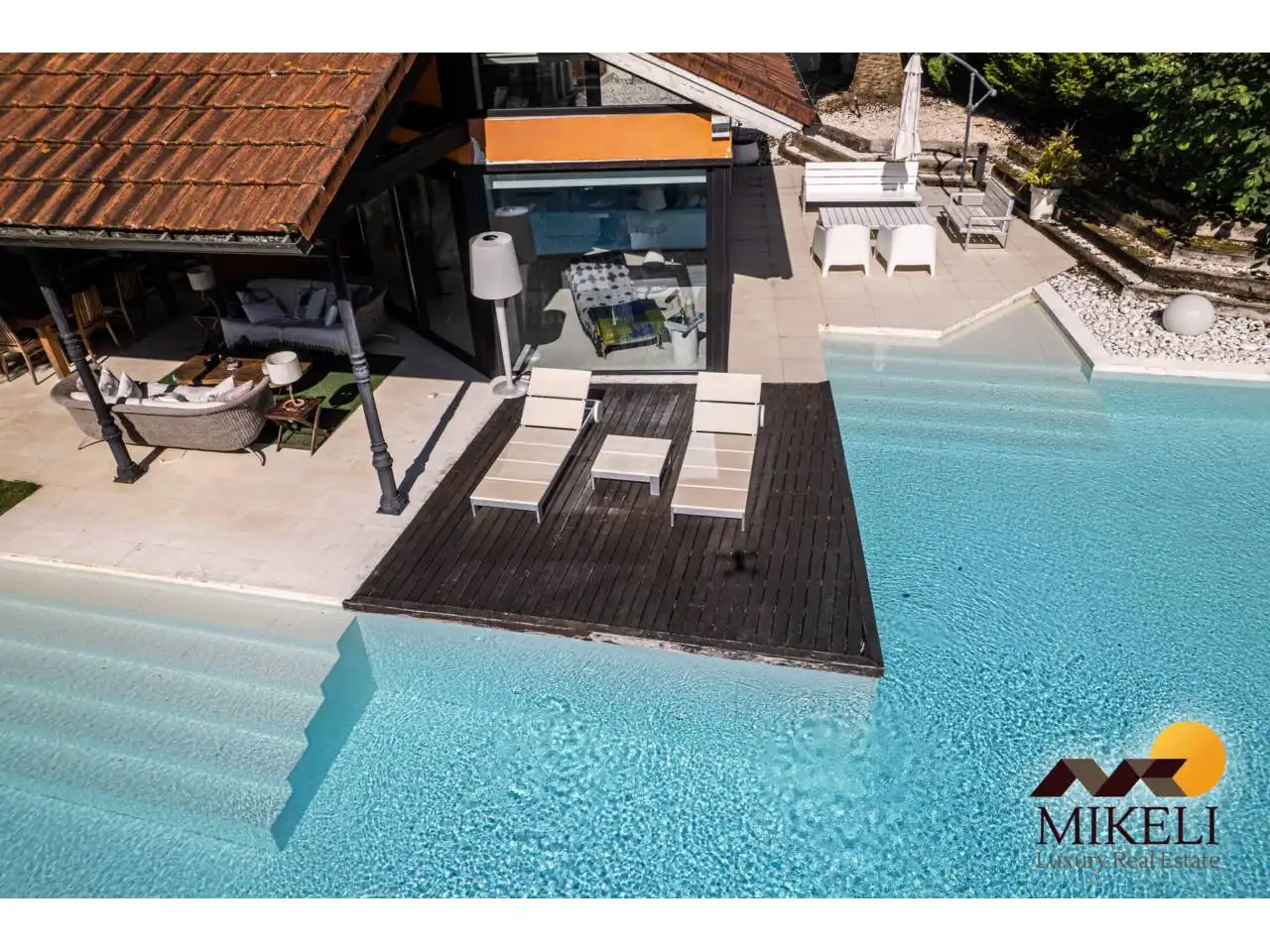 Piscina de Casa o xalet en venda en Medio Cudeyo amb Aire condicionat, Calefacció i Jardí privat