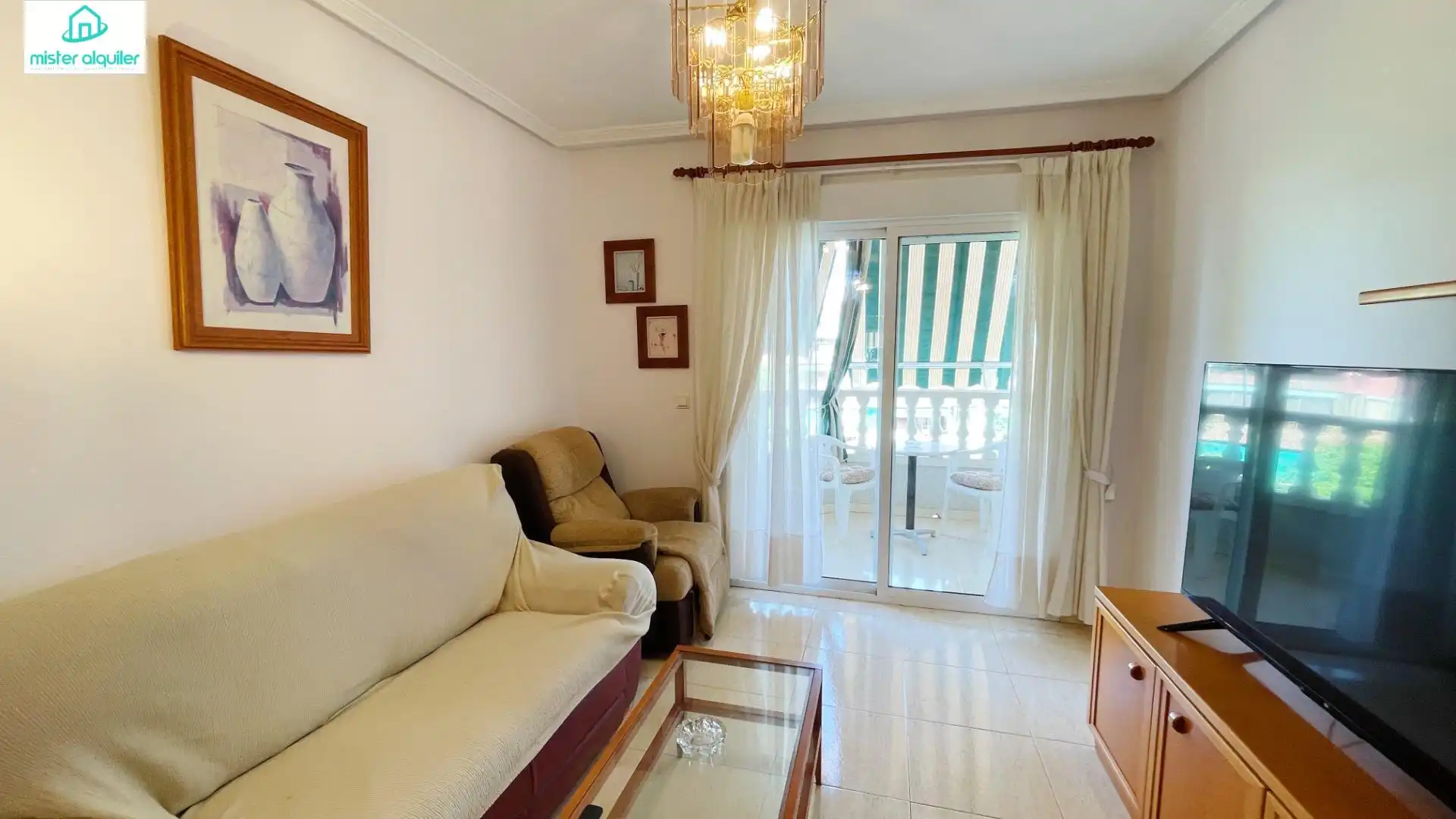 Sala d'estar de Apartament de lloguer en El Campello amb Aire condicionat, Calefacció i Terrassa