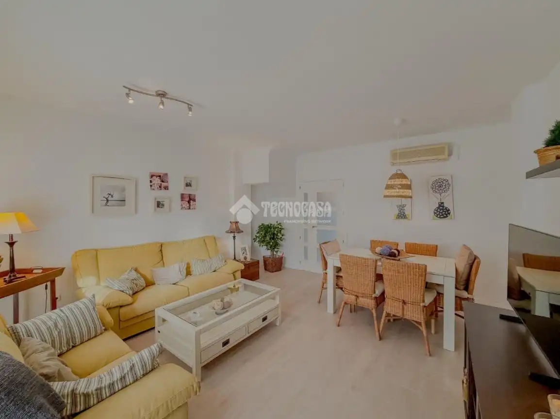 Sala de estar de Piso en venta en Rota con Aire acondicionado, Calefacción y Jardín privado