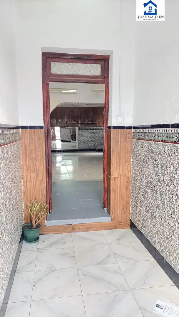Local comercial en alquiler en El Cristo - Cayetano Roldán, imagen 10