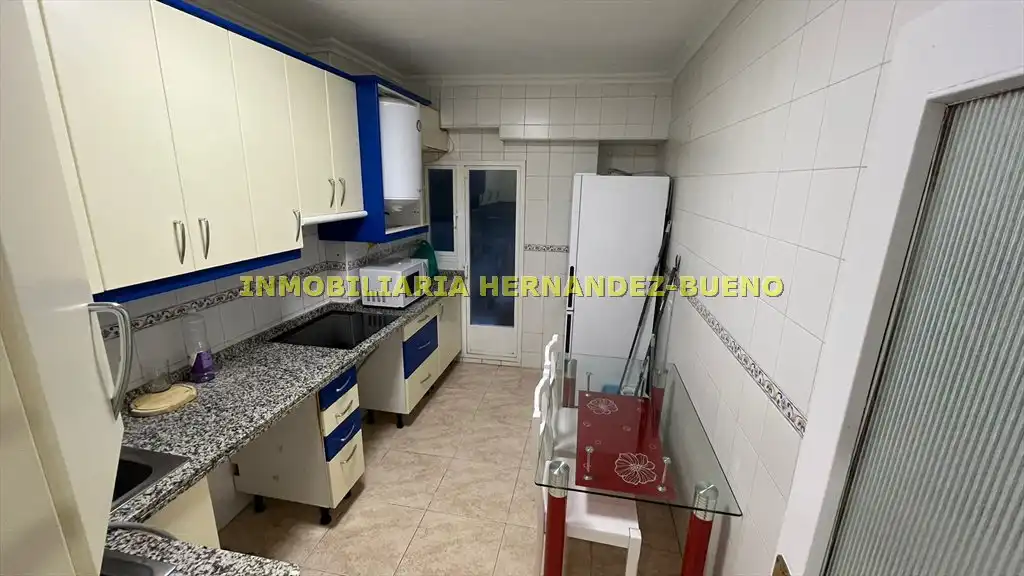 Küche von Wohnung zur Miete in Salamanca mit Heizung, Möbliert und Balkon