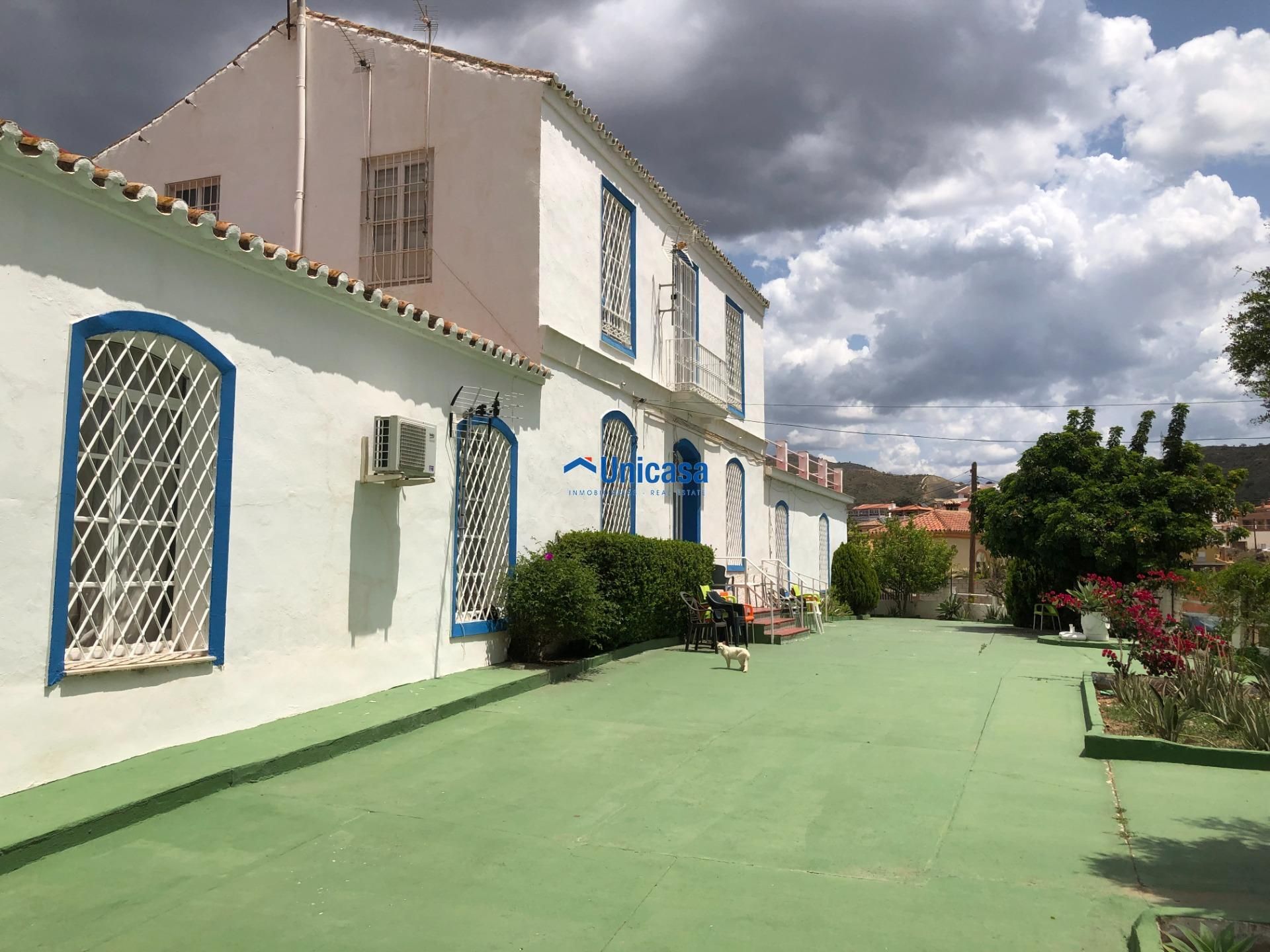 Exterior view of House or chalet for sale in Málaga Capital  with Air Conditioner, Terrace and Storage room