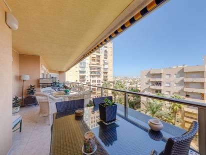 Terrassa de Apartament en venda en Torrevieja amb Aire condicionat, Terrassa i Piscina
