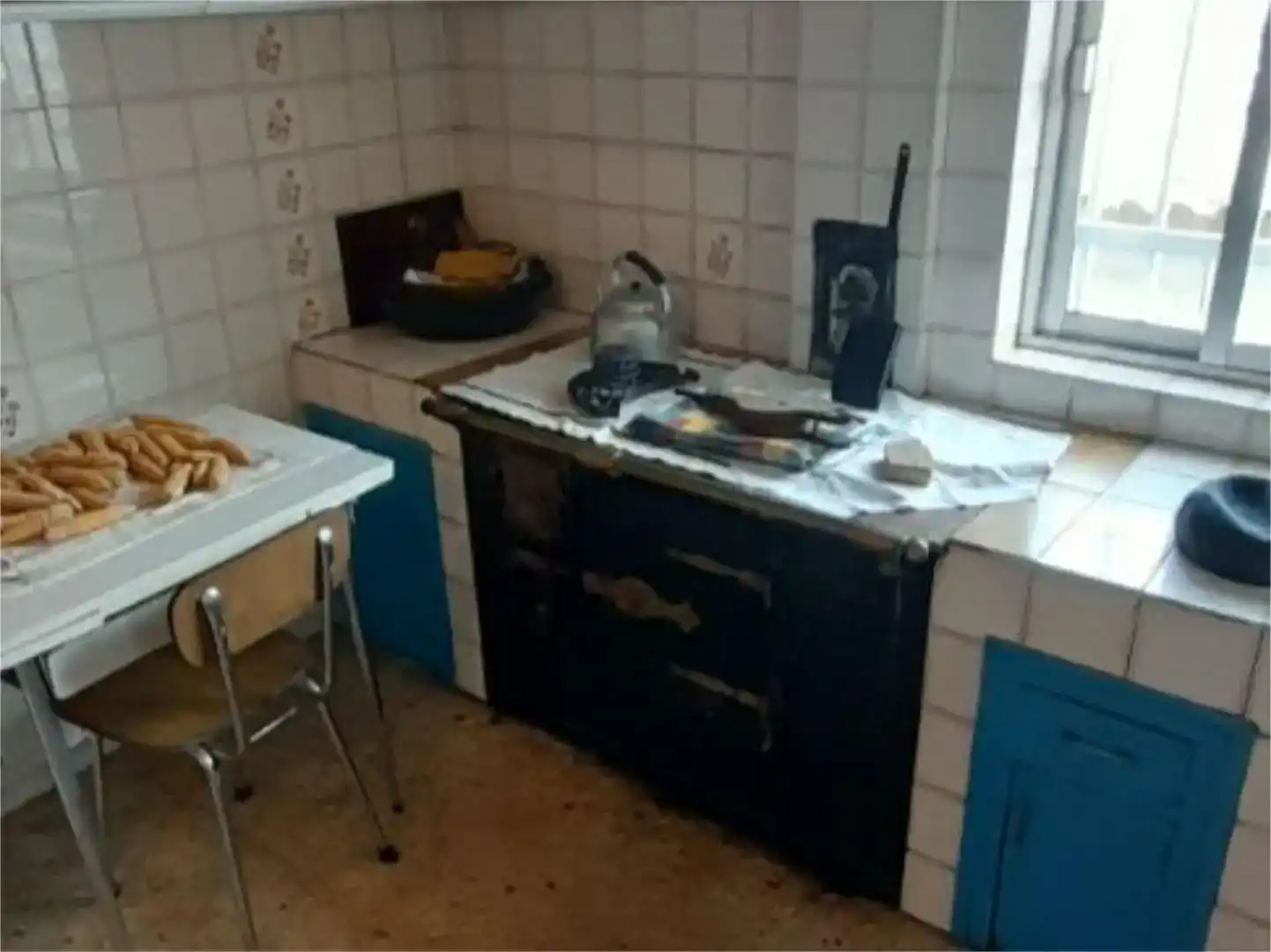 Cocina de Piso en venta en Viana do Bolo con Jardín privado, Amueblado y Balcón