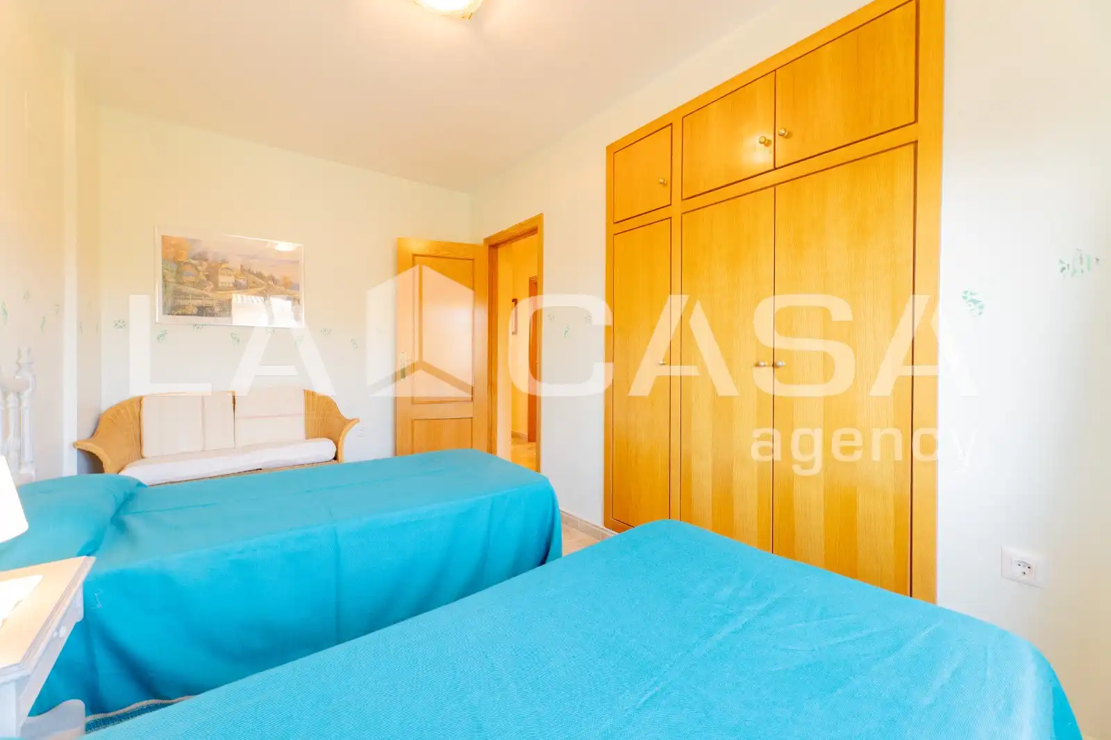 Casa adosada en venda en Sagunto / Sagunt amb Terrassa, Piscina i Balcó