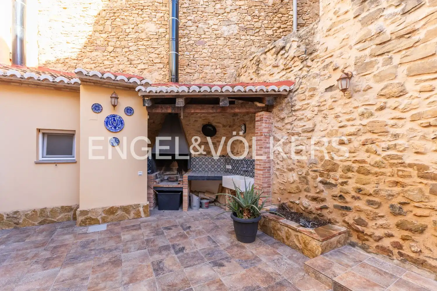 Terrassa de Casa o xalet en venda en Villar del Arzobispo amb Aire condicionat, Calefacció i Traster