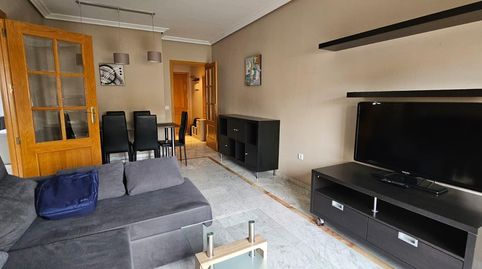 Foto 3 de Piso de alquiler en Calle Calle Francisco Guerra Díaz, Valdepasillas - La Paz - Huerta Rosales, Badajoz Capital