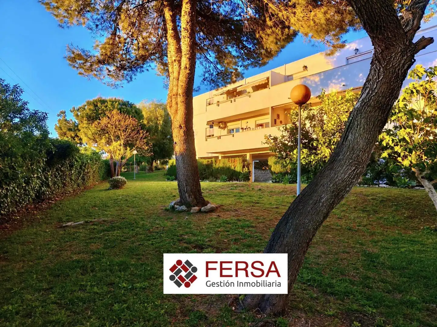 Exterior view of Flat for rent in El Puerto de Santa María  with Air Conditioner, Heating and Private garden