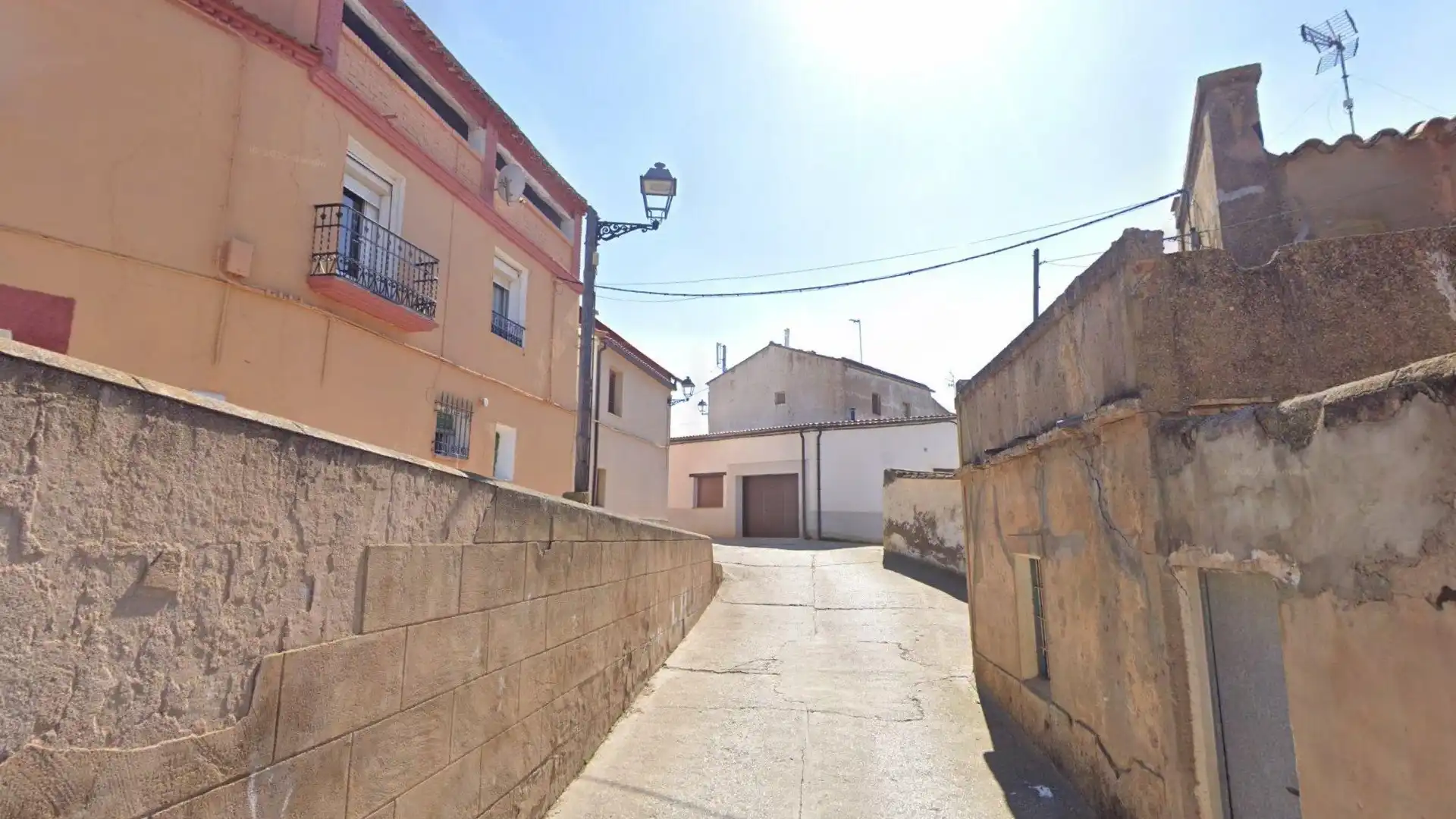 Semi-detached house for sale in Zaragoza, imagen 2