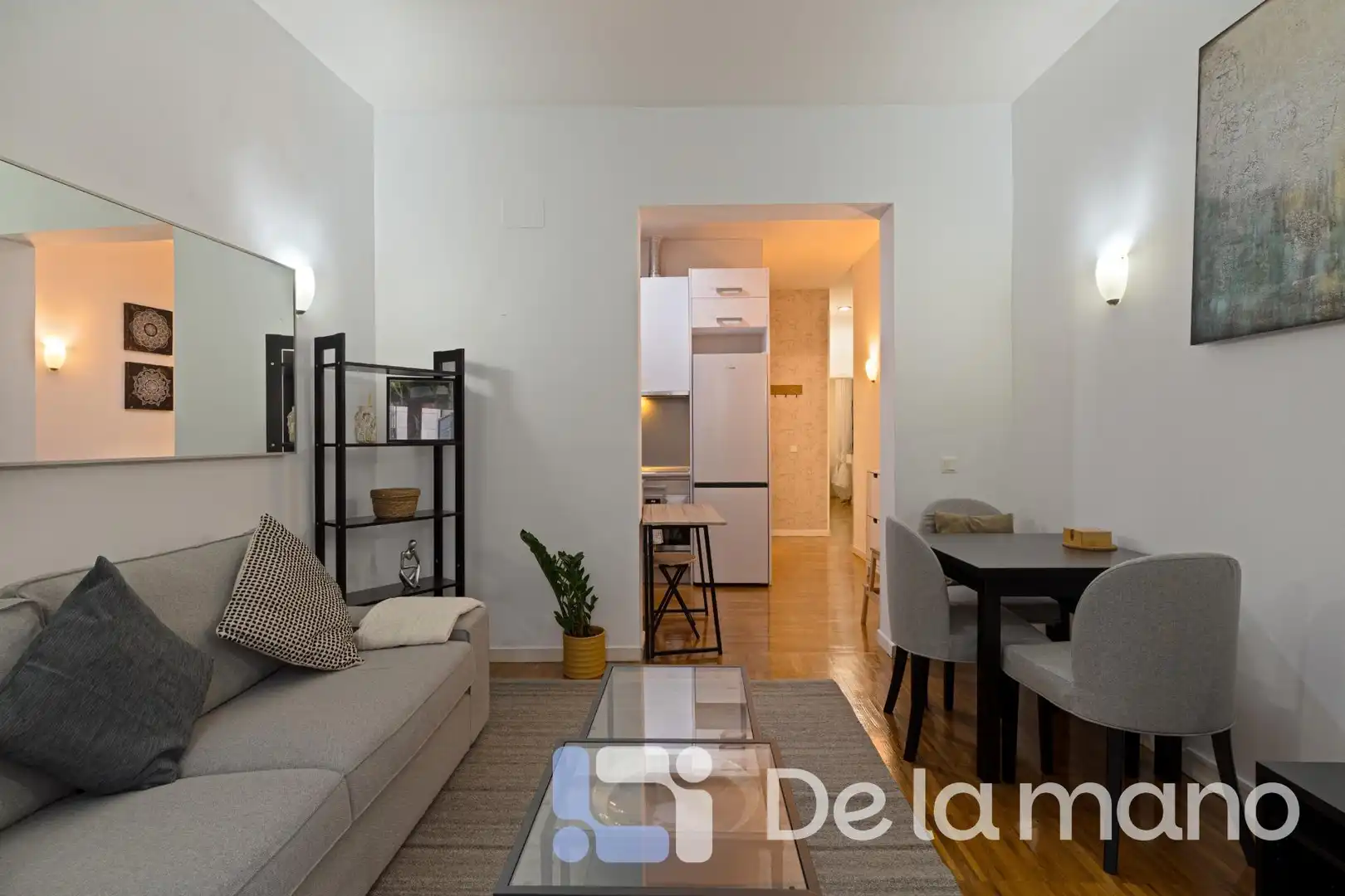 Living room of Flat for rent in Madrid  with Heating, Parquet flooring and Terrace