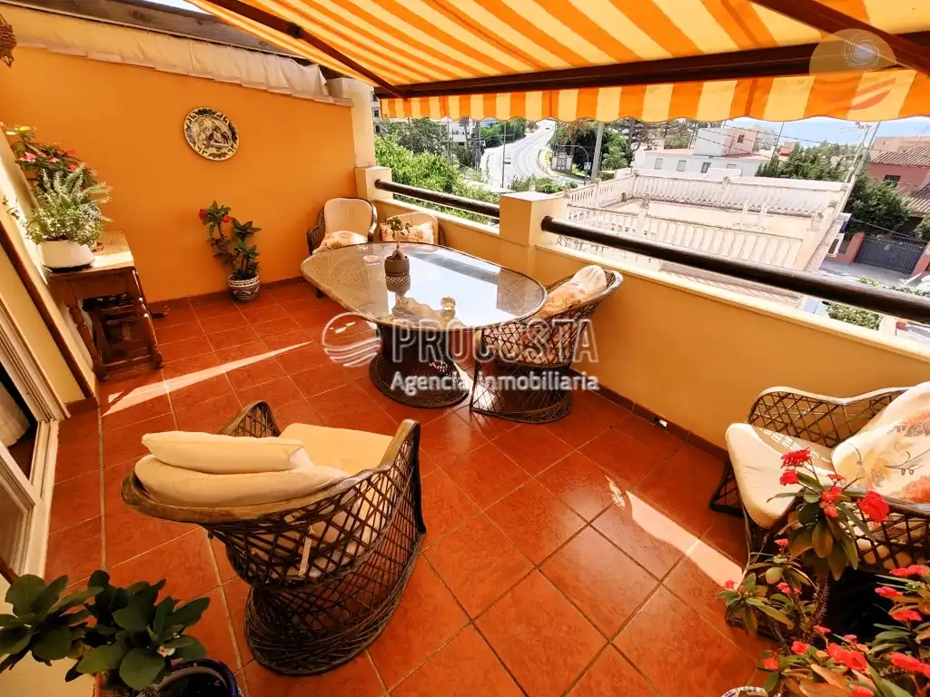 Terraza de Casa adosada en venta en Almuñécar con Aire acondicionado, Jardín privado y Terraza