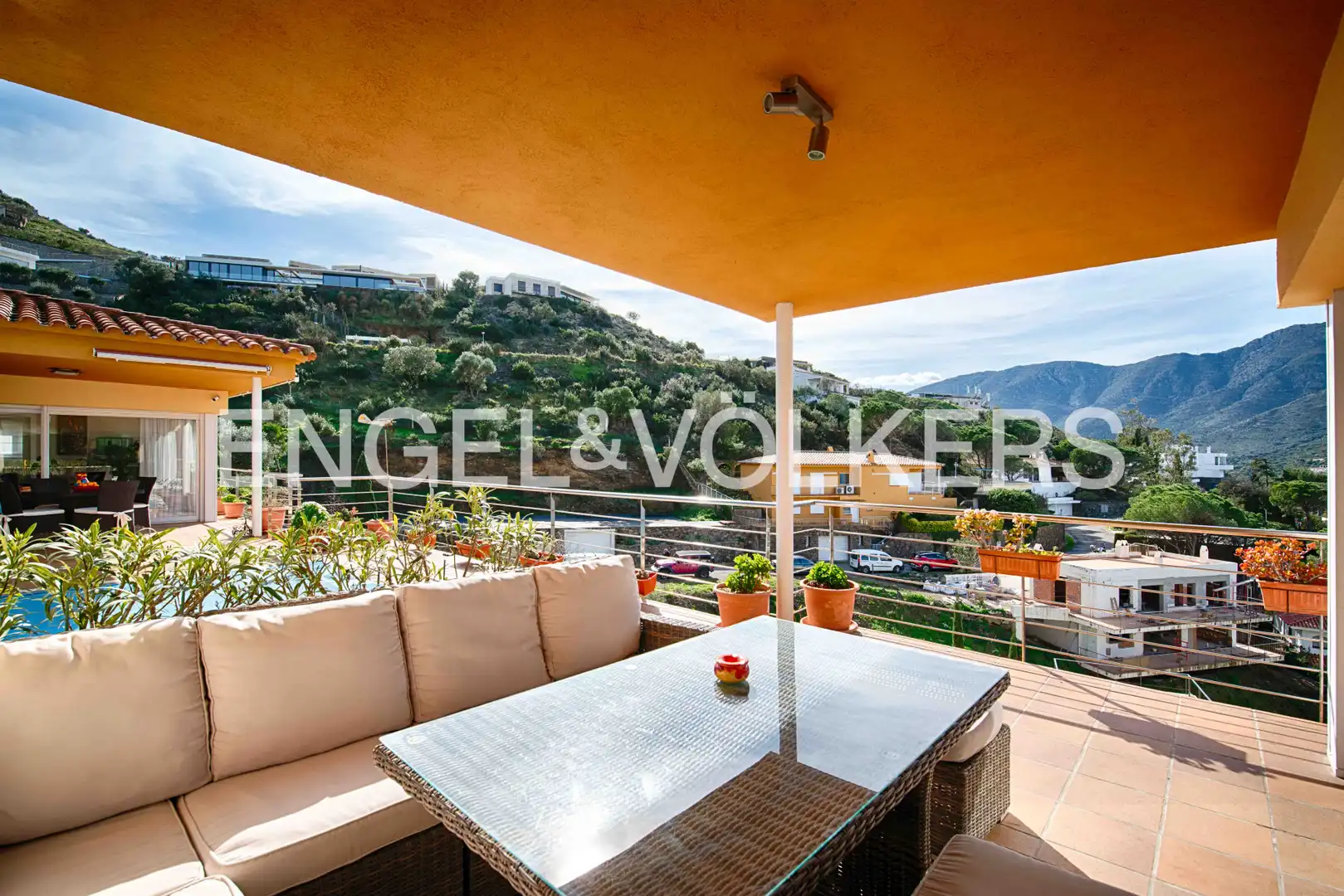 Terrassa de Casa o xalet en venda en El Port de la Selva amb Calefacció, Jardí privat i Terrassa