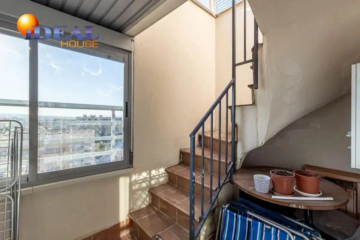 Penthouse mit Pool zum Verkauf in Avenida DE LA ILUSTRACION, imagen 8