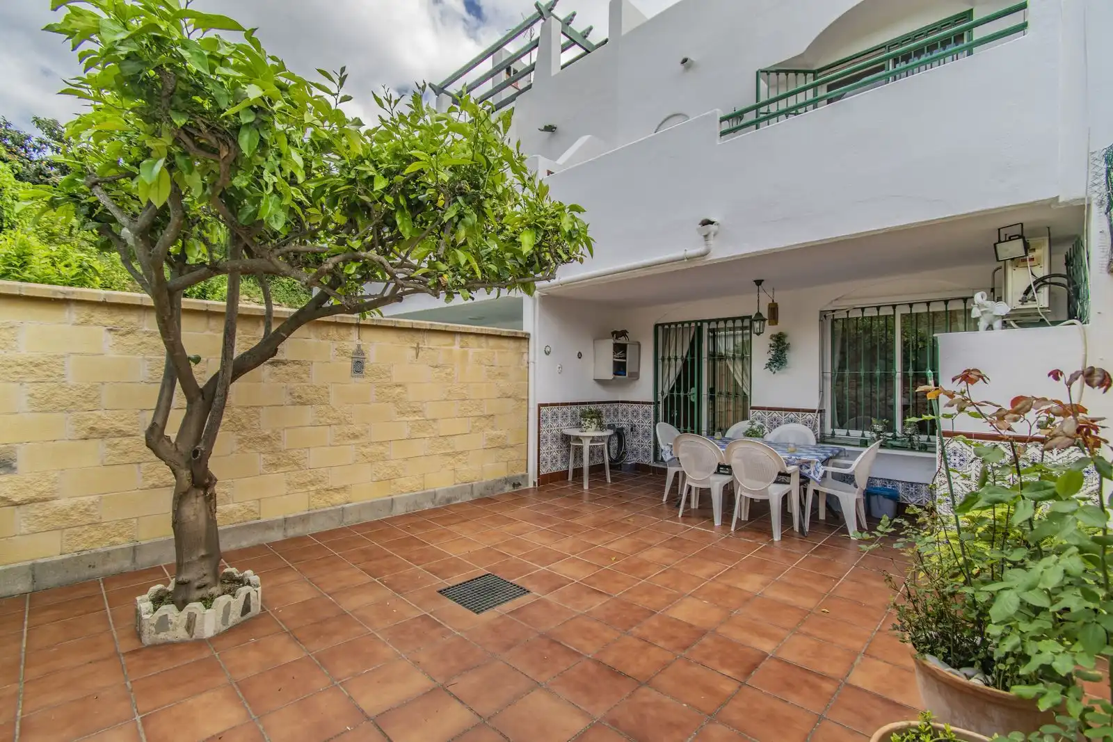 Jardín de Casa adosada en venta en Marbella con Aire acondicionado y Amueblado