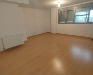 Living room of Flat to rent in Villalbilla  with Air Conditioner, Heating and Community pool